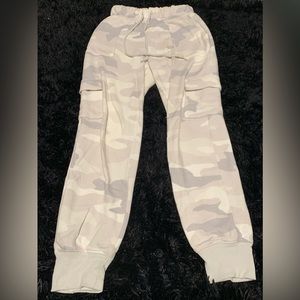 PINK Victoria’s Secret camo styled sweatpants/joggers size extra small.